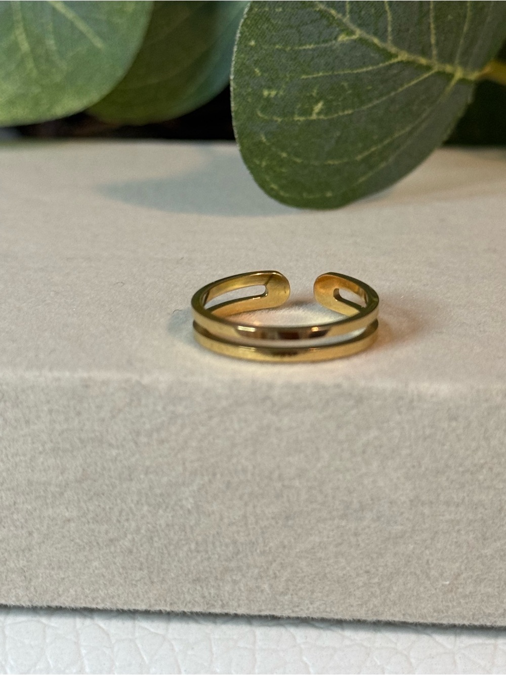 Minimalist Gold Open Band toe Ring - Adjustable Women’s Jewelry